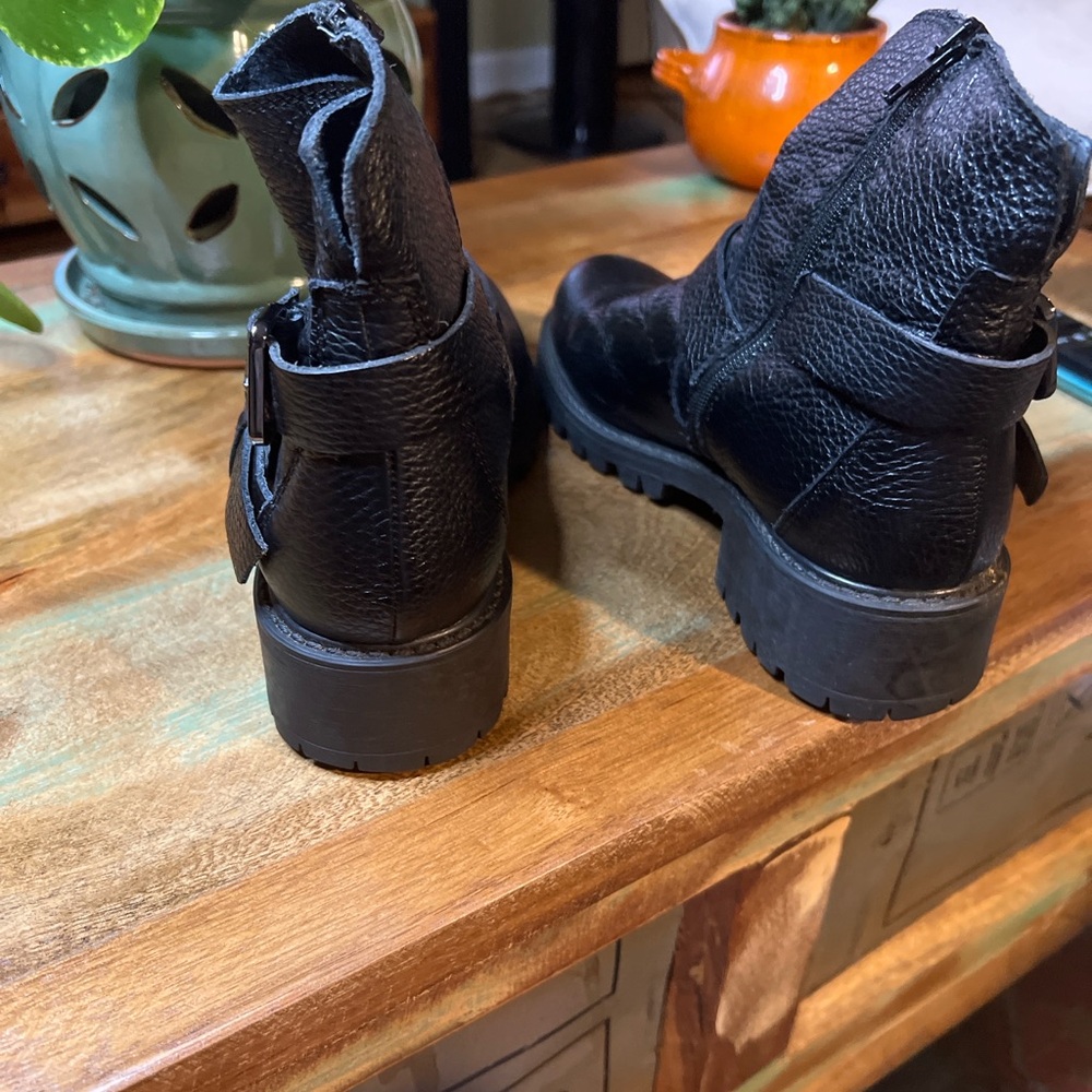 👢Vintage German Black Pebbled Leather Ankle Boots Buckle Strap Size 40 (9W) - Picture 6 of 6